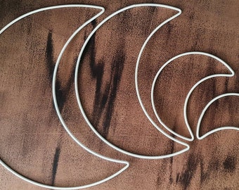 Half Moon Metal Hoop – Perfect for Macramé, Dreamcatchers & Boho Wall Decor, Moon-Shaped Frame, DIY Craft Supplies UK
