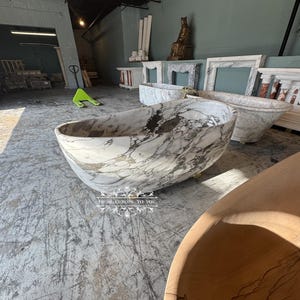 Designer Modern Italian Marble Bathtub - JXT10