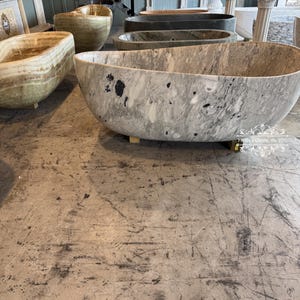 Exotic Marble Designer Bathtub