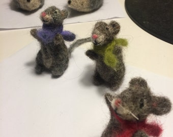 Needle-Felted Alpaca Wool Small Animal Decoration