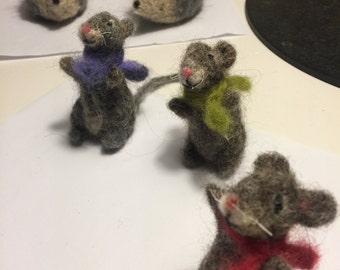 Alpaca-Wool Needle-Felted Small Animal Decoration