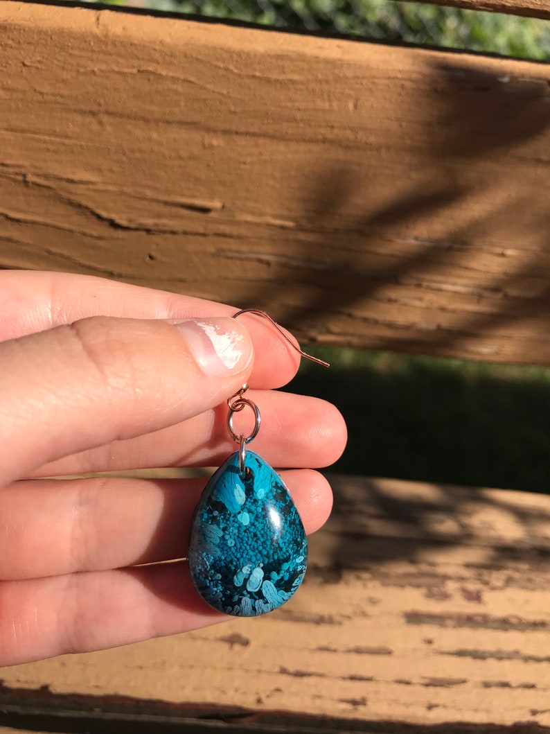 Resin earrings and necklace set