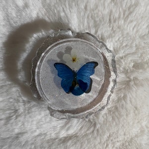 Resin butterfly and Barbie popsocket