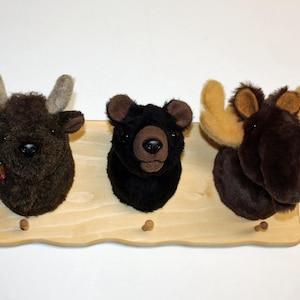 Cap Rack With Tiny Plush Mounts - &#39;Buffalo, Bear, & Moose&#39;