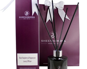 Schwarze Himbeere und Pfefferkorn Luxus Diffusor / Herrenkerze Geschenke / Fruchtige würzige handgefertigte Sojawachskerze / Marke Sheenashona