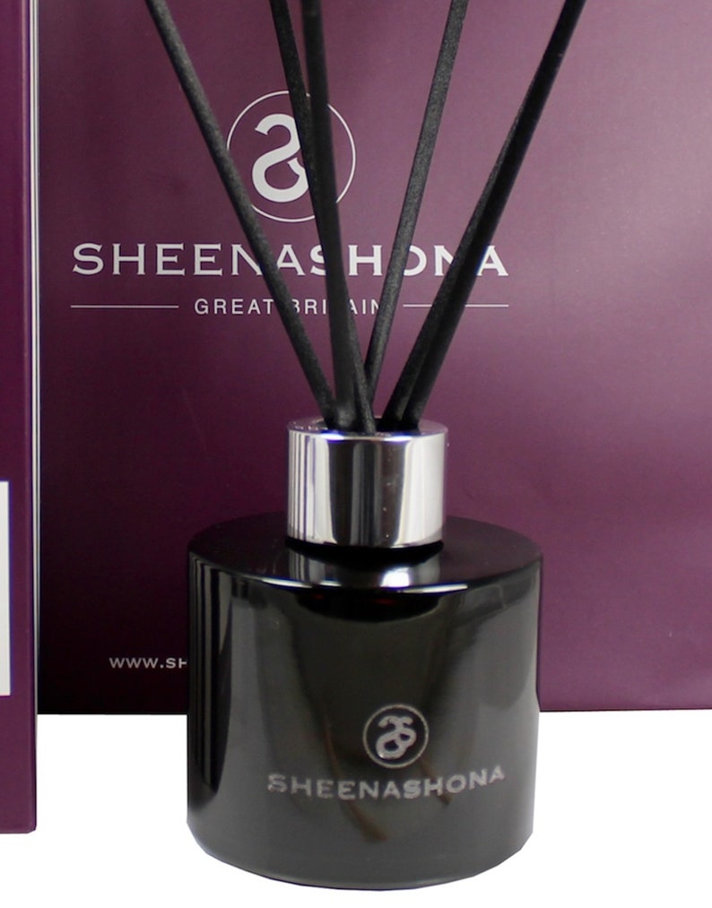 Sheenashona Raspberry & Peppercorn Diffuser - Thumbnail 3
