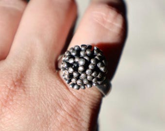 Anello da cocktail in argento Sterling, design modernista, pezzo distintivo, gioiello in argento, fatto a mano, qualità, accessorio audace, stile da festa, ispirazione vintage, astratto