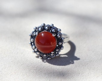 Silber Karneol Ring Art-Deco-Schmuckdesign Vintage Style Statement Piece Handgemachte Roter Edelstein Cocktail Sterling Silber Elegant Accessoire