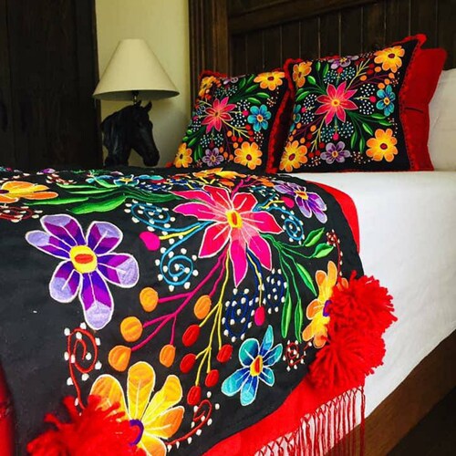 TenangosWorkshop Set Bed Runner, Table runner,mexican Blanket Bedspread, Otomi Bed Runner, Mexican Bedroom Ideas, Mexican Inspiration, Mexican Bedroom