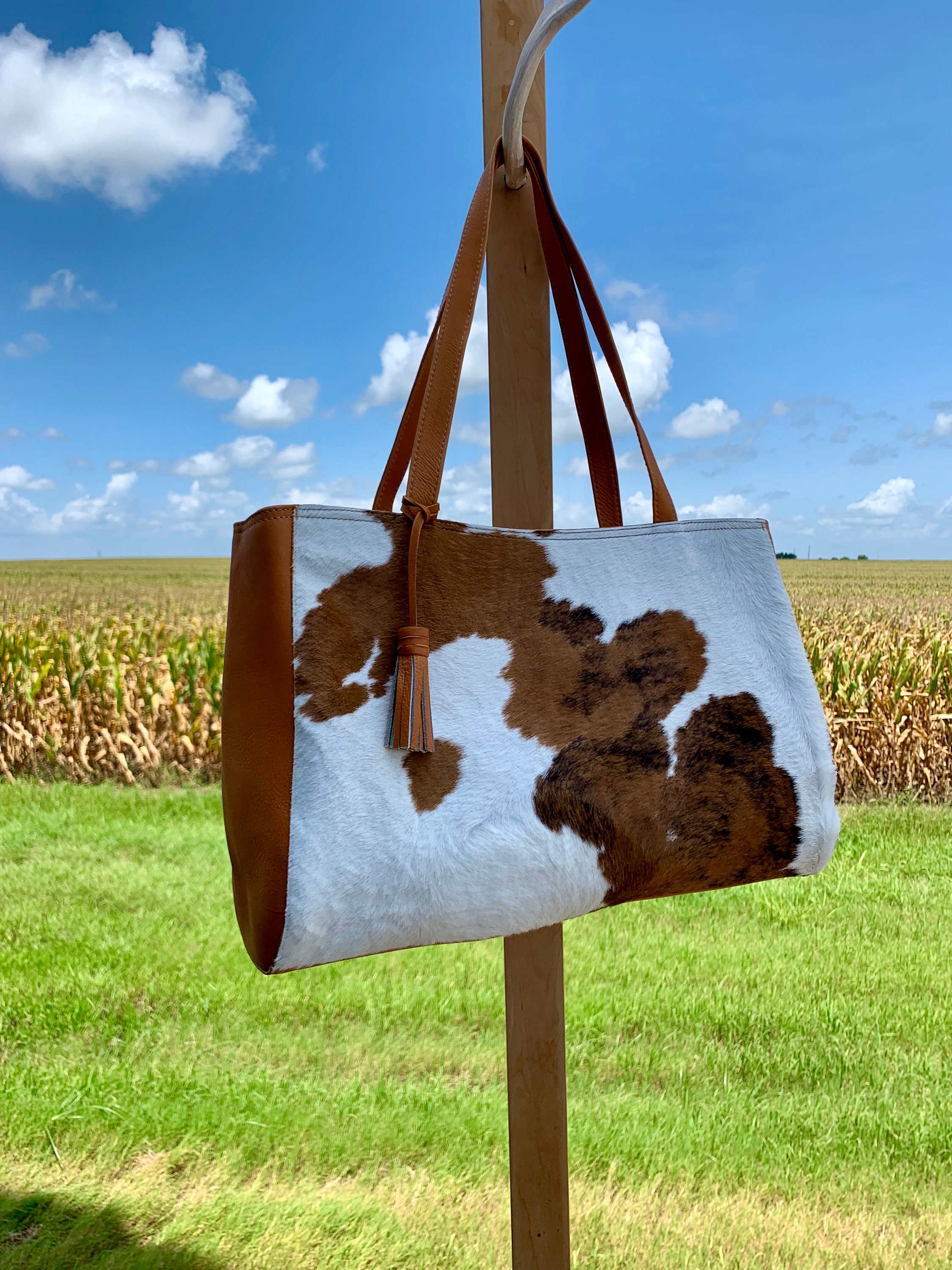 Perfecto hecho a mano marrón / blanco cuero de vaca tote premium, cuero
