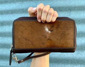 perfect cowhide zipper clamshell HOLD EVERYTHING wallet/wristlet