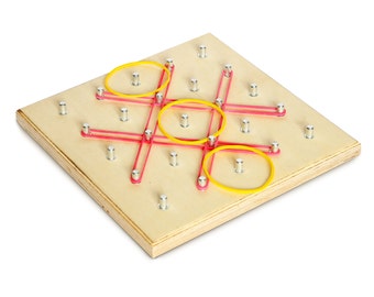 Geoboard, 5x5 geoboard, Montessori Toddler Toys, Very Natural Wood Rubber Band Geoboard, Metal pins & plywood base, Eco Gift Friendly
