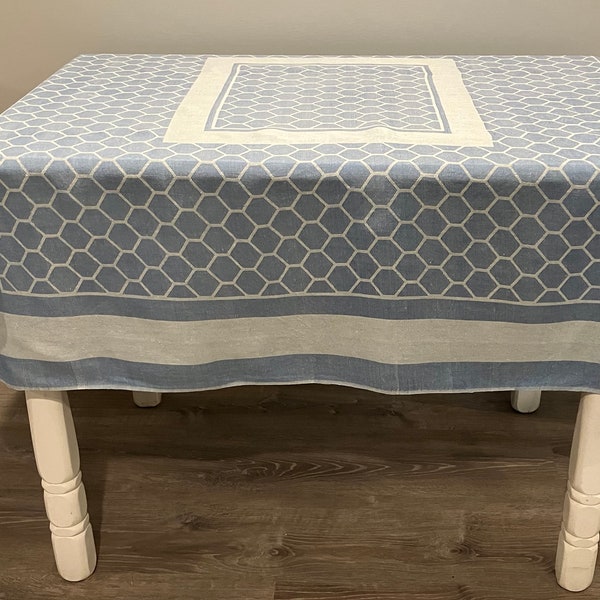 Vintage Blue Reversible Tablecloth with 6 Napkins