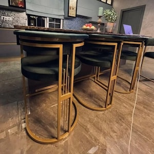 Bar stool of any height
