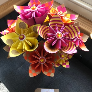 Fiori di carta origami kusudama, fiori di carta/cartoncino a tema arancione, rosa e giallo, decorazioni per la casa, matrimoni, feste
