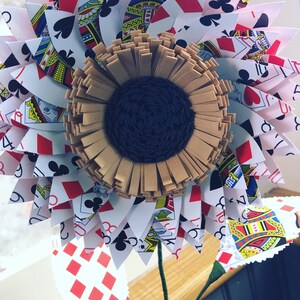 Spielkarte Sonnenblumen + Flaschenvase Alice im Wunderland rose, Poker, Poker,Casino, Geschenkidee, Wohndekor, Karten, Hochzeiten