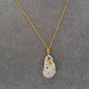 White Baroque Pearl Pendant Necklace,  Freshwater Pearl Yellow Gold  Jewelry, June Birthstone, Bridal Jewellery