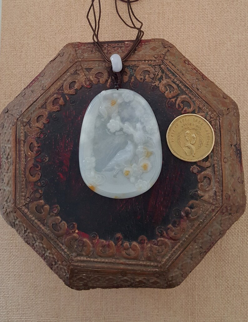 Grade A Type A Yellow Green Burma Jade Carved Bird Jewellery Jadeite Jade Bird Plum Blossom Pendant Necklace Genuine Jade