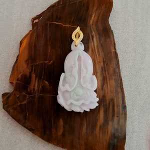 Green Jadeite Jade Cabbage Pendant Necklace, Grade A Type A Burma Carving Jewellery