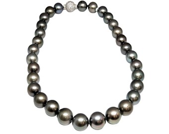 Natural Tahitian Black Pearl Necklace