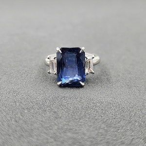 8.16 Ct Gia Certified Natural Sapphire & Diamond Ring