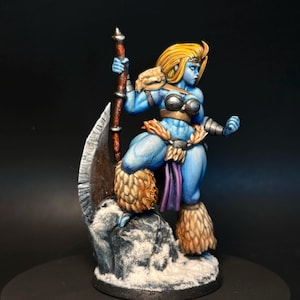 Pro Painted Female Frost Giant mini