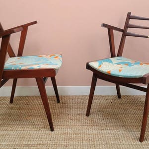 Chair wood and gold tropical Scandinavian fabric image 2
