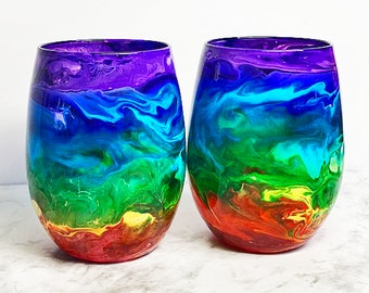 Hand Painted Rainbow Wine Glasses, Resin Art, Stemless Wine Glasses, Unique Colorful Barware, Colorful Glassware, Dinner Party Glasses