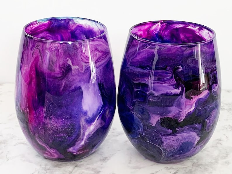 Purple Galaxy Hand Painted Resin Art Stemless Wine Glasses, Unique Barware, Birthday Gift, Wedding Gift, Bridesmaid Gifts, Hostess Gifts image 3
