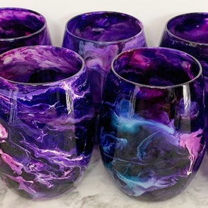 Purple Galaxy Hand Painted Resin Art Stemless Wine Glasses, Unique Barware, Birthday Gift, Wedding Gift, Bridesmaid Gifts, Hostess Gifts image 9