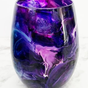 Purple Galaxy Hand Painted Resin Art Stemless Wine Glasses, Unique Barware, Birthday Gift, Wedding Gift, Bridesmaid Gifts, Hostess Gifts image 5