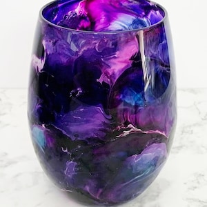 Purple Galaxy Hand Painted Resin Art Stemless Wine Glasses, Unique Barware, Birthday Gift, Wedding Gift, Bridesmaid Gifts, Hostess Gifts image 7