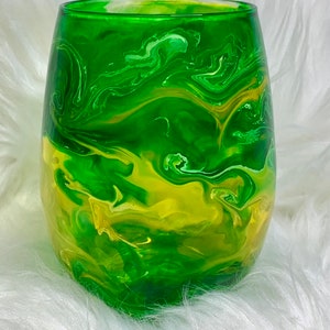 Green and Yellow Oregon Ducks Stemless Wine Glasses Set of 4 Wine Glasses Hand Painted Wine Glasses Resin Art Epoxy Cocktail Glass image 3