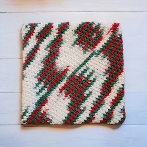Crocheted Holly Jolly Double-Thick Cotton Potholder/Hot Pad