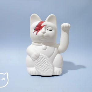 Hand painted Lucky Cat  — White Bowie — 7 inches – 18cm