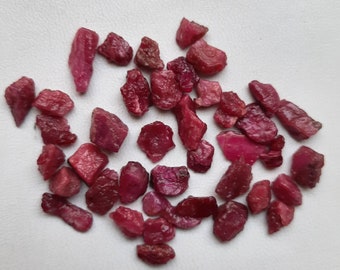 Natural Raw Ruby Rough Stone: July Birthstone Crystals (20 Pieces, 4-6MM)Faceting Ruby Nuggets GEMS/Ruby Uncut Jewelry Raw Gemstones