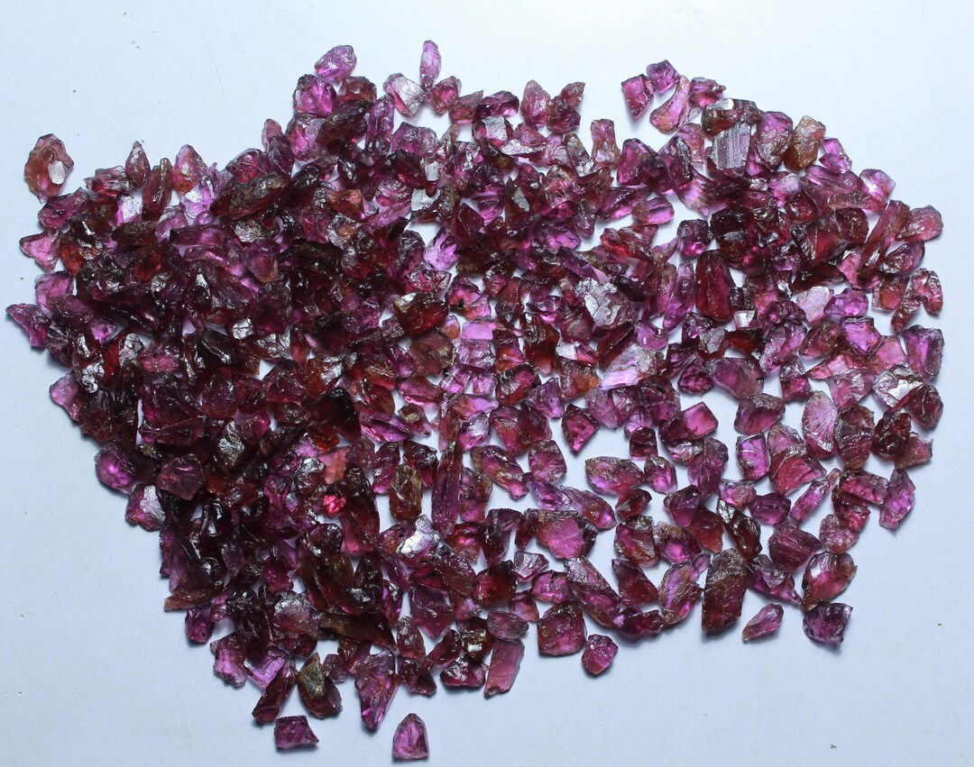 Natural Raw Rhodolite Garnet Rough Stone, Healing Crystal Rhodolite