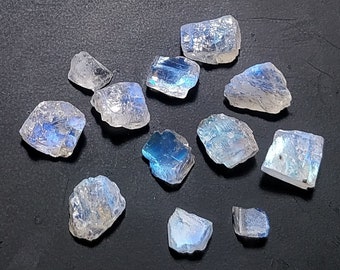 20 Pcs Raw Moonstone Rough: Natural Blue Flash Gemstone Specimens (2-12MM)