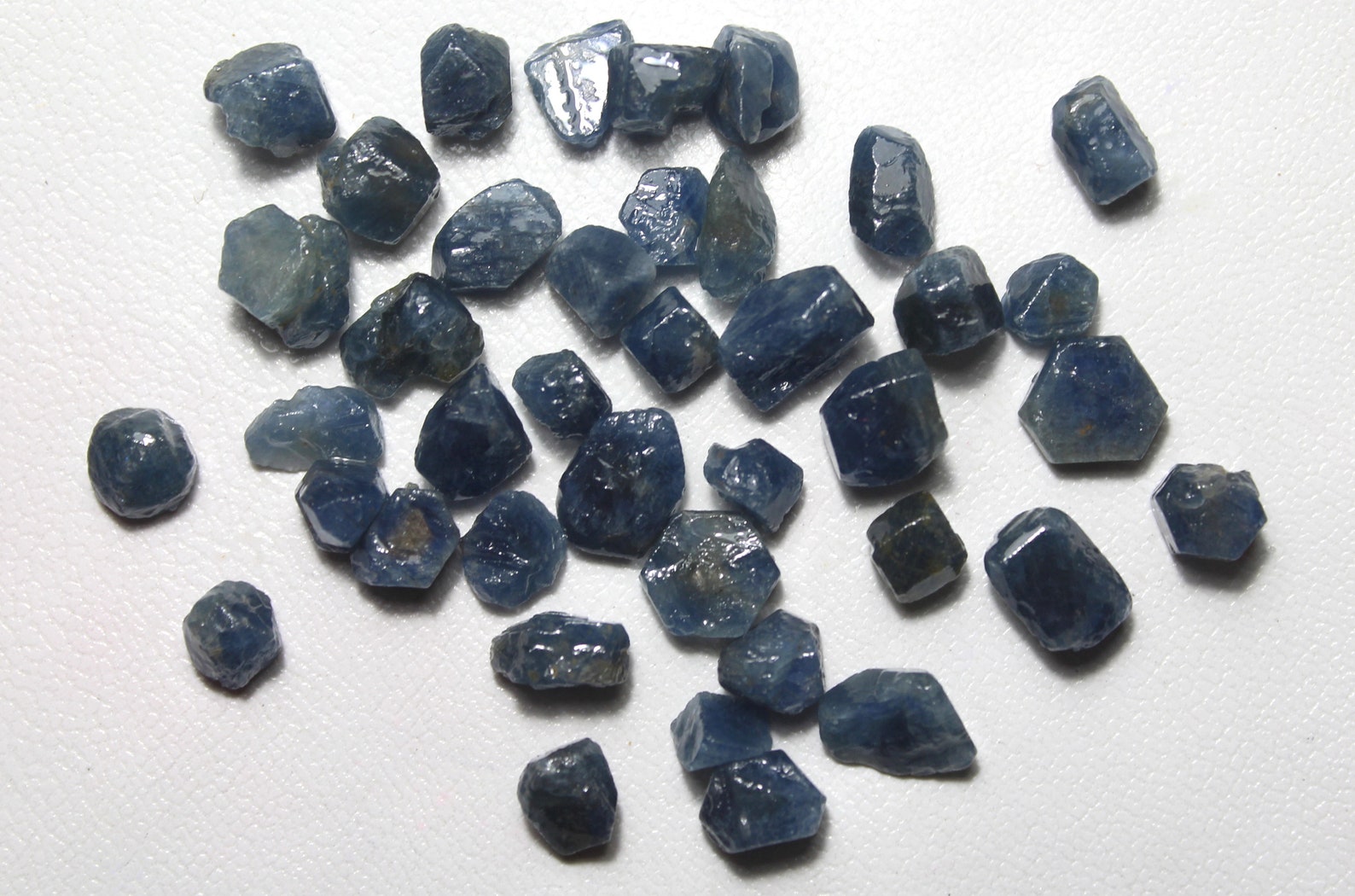 20 PCs Natural Raw Sapphire Rough Stone Blue Specimen | Etsy