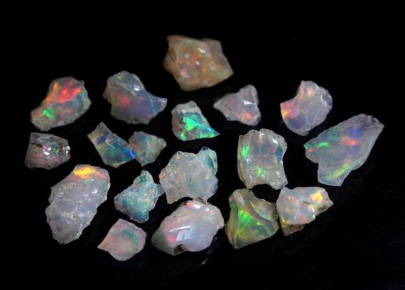 Door vorm Imperial Mooie opaal ruwe steen helend kristal OPAL Cheeps-Echte Opaal - Etsy  Nederland