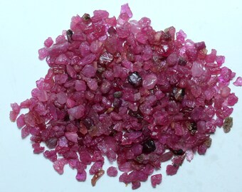 25 Pieces Natural Raw Ruby Rough Stone, Beautiful Red Color Ruby Uncut GEMS, Tiny Size 2-5MM Specimen Ruby Cheeps, Mineral Faceting Ruby GEM