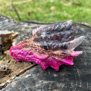Orgonite® Dragon with Garnet