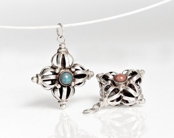 Srebrny wisiorek buddyjski Podwójny Dorje, wisiorek buddyjski ze srebra próby 925, tybetański srebrny wisiorek, biżuteria buddyjska, biżuteria tybetańska, Dorje