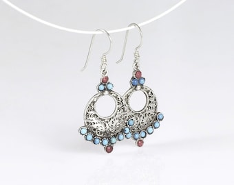 Srebrne kolczyki z tybetańskiego turkusu, etniczna biżuteria tybetańska, kolczyki z tybetańskiej biżuterii, srebro tybetańskie i turkus