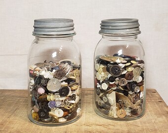 Choice ~ Vintage Ball Perfect Mason Jar with Assorted Buttons ~ Zinc Lid ~ 1923-1933 Ball Jar