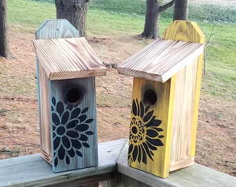 Birdhouse ~ Sunflower Bird house ~ Aster Birdhouse ~ Bluebirds or Wrens - Choice of 2 Styles