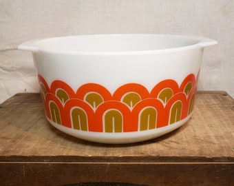 Vintage PYREX Designs Straight Sides 3 Qt. Mixing Bowl ~ Promotional ~ Fish Scales ~ Arches ~ 1971