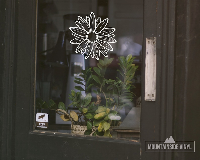 Daisy Vinyl Decal Daisy Flower Sticker Daisy Water Bottle Etsy