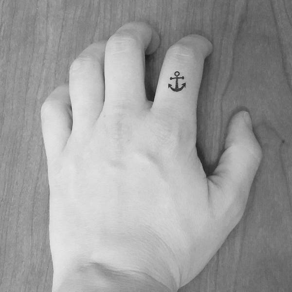 12 tatouages temporaires / ancre de bateau / miniature / tatouages doigts, oreilles / tattoo / faux tatouage / noir