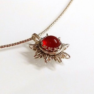 Carnelian Silver Pendant in Shape of Flower Special Gift for Her 925 Silver Neckace with Natural Carnelian Wire Jewelry